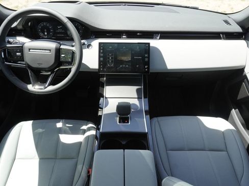 Used 2026 Land Rover Range Rover Evoque S AWD/4WD image 9