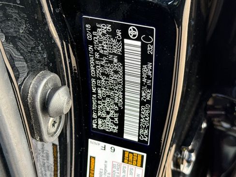 Certified 2018 Toyota Prius Four image 34