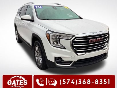 Used 2024 GMC Terrain SLT