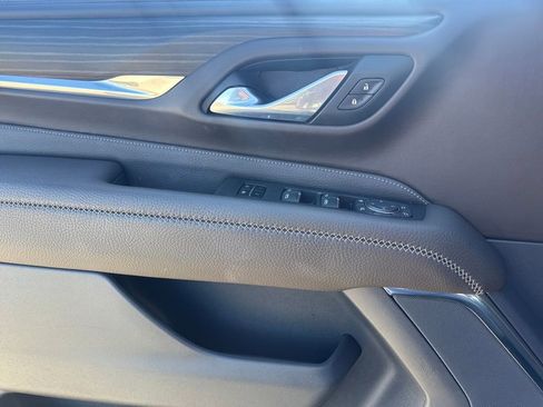 Used 2023 GMC Yukon Denali w/ Denali Reserve Package image 19