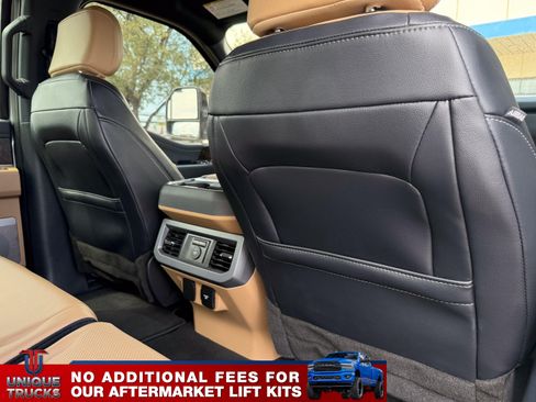 Used 2024 Ford F350 Lariat image 25
