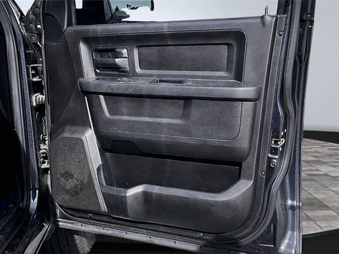 Used 2017 RAM 1500 Express image 26