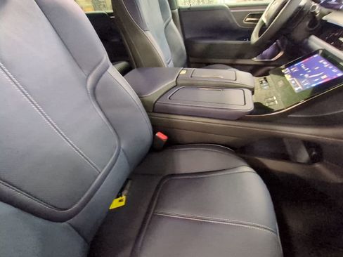 New 2026 INFINITI QX80 4WD w/ Sport Exterior Package image 22