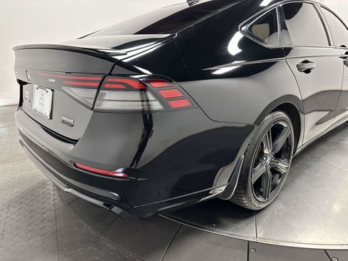 Used 2023 Honda Accord Sport image 14