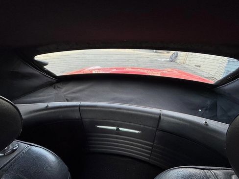 Used 2005 Ford Thunderbird Deluxe image 7