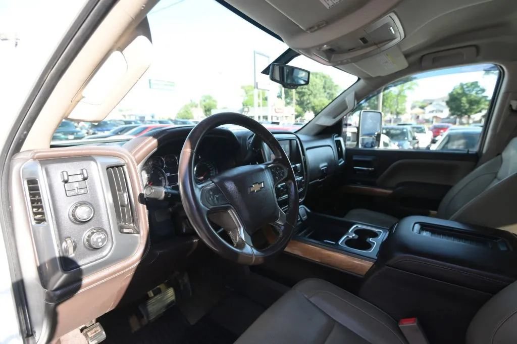 Used 2016 Chevrolet Silverado 3500 LTZ w/ Duramax Plus Package AWD/4WD image 45