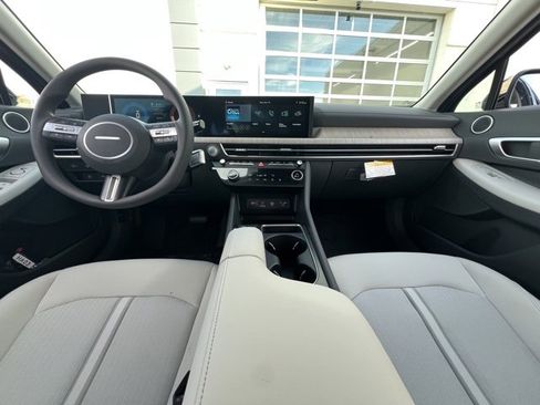 New 2026 Hyundai Sonata Blue image 12