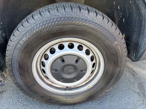 Used 2024 Mercedes-Benz Sprinter 3500 image 4