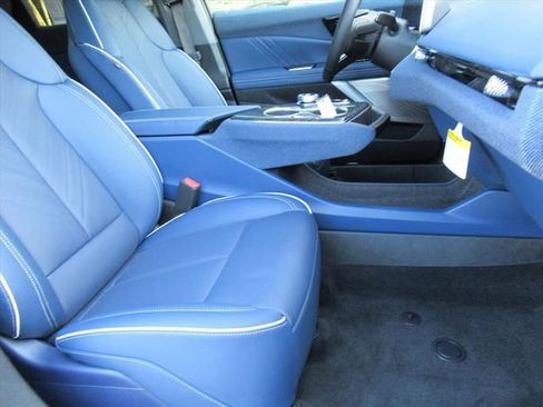 New 2026 Cadillac Optiq Luxury 2 image 10