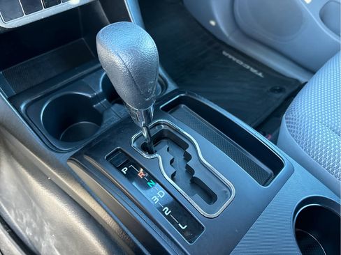 Used 2014 Toyota Tacoma 2WD Access Cab image 17