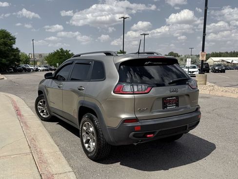 Used 2021 Jeep Cherokee Trailhawk AWD/4WD image 6