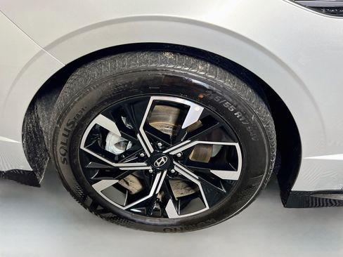 Used 2025 Hyundai Sonata SEL FWD image 13