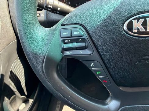 Used 2016 Kia Forte LX FWD image 23