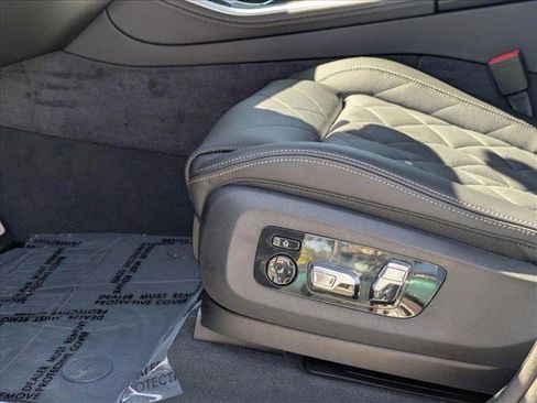 New 2026 BMW X5 sDrive40i w/ M Sport Package image 4