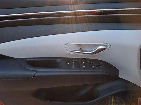Certified 2024 Hyundai Tucson SEL AWD/4WD image 13