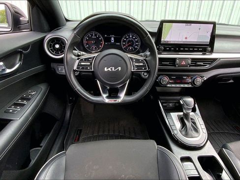 Used 2023 Kia Forte GT-Line w/ GT-Line Premium Package FWD image 5