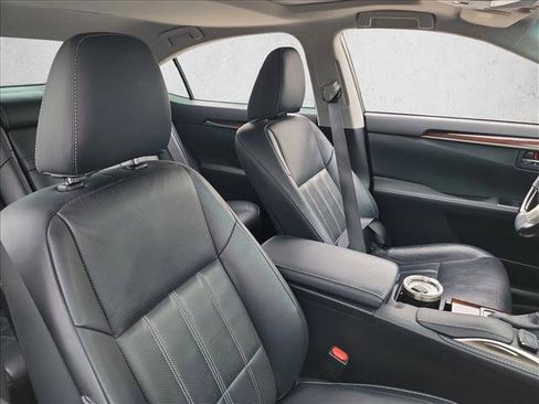 Used 2017 Lexus ES 350 w/ Luxury Package image 12