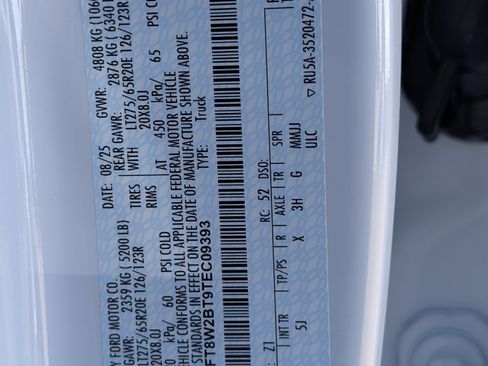 New 2026 Ford F250 Lariat w/ Lariat Premium Package image 28