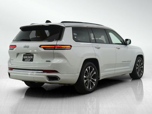 Used 2024 Jeep Grand Cherokee L Overland image 5