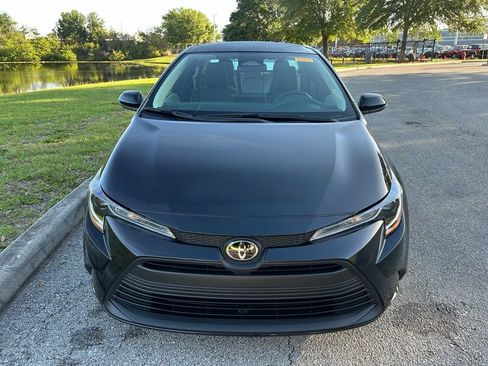 Used 2026 Toyota Corolla LE image 8