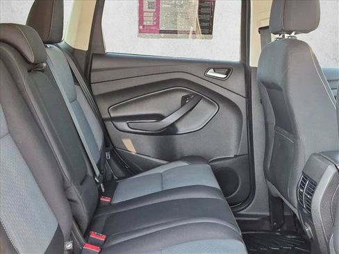 Used 2017 Ford Escape SE FWD image 20