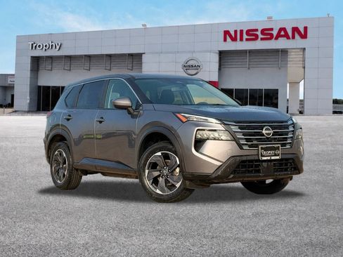 Certified 2025 Nissan Rogue SV FWD image 1