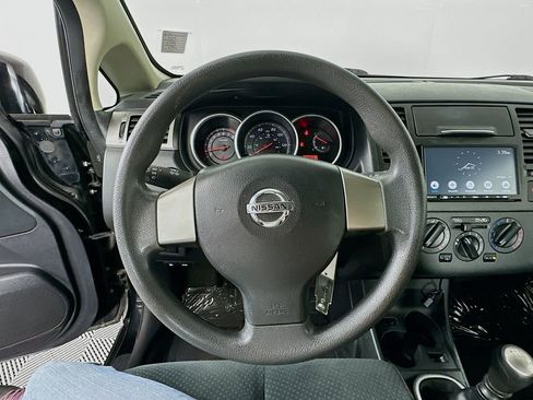 Used 2011 Nissan Versa 1.8 S FWD image 12