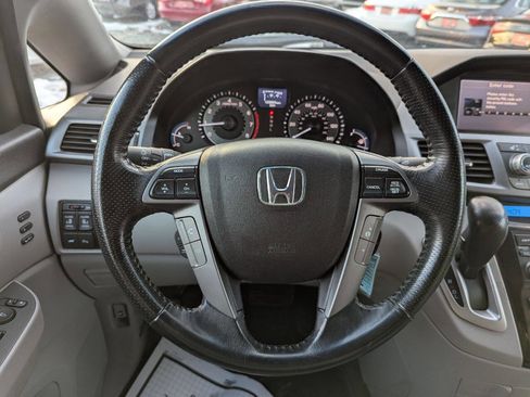 Used 2011 Honda Odyssey Touring Elite image 24