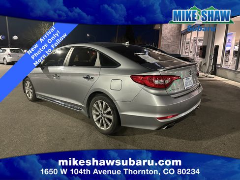 Used 2017 Hyundai Sonata Limited w/ Ultimate Package 04 image 9