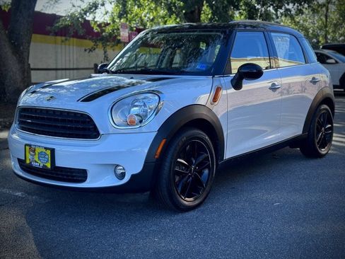 Used 2014 MINI Cooper Countryman FWD image 3
