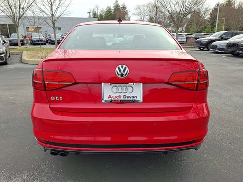 Used 2017 Volkswagen Jetta GLI image 5