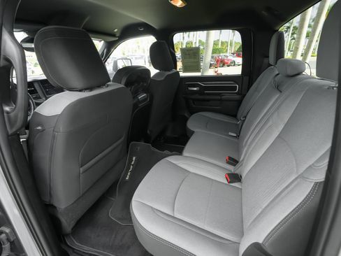 Used 2024 RAM 2500 Big Horn w/ Bed Utility Group image 33