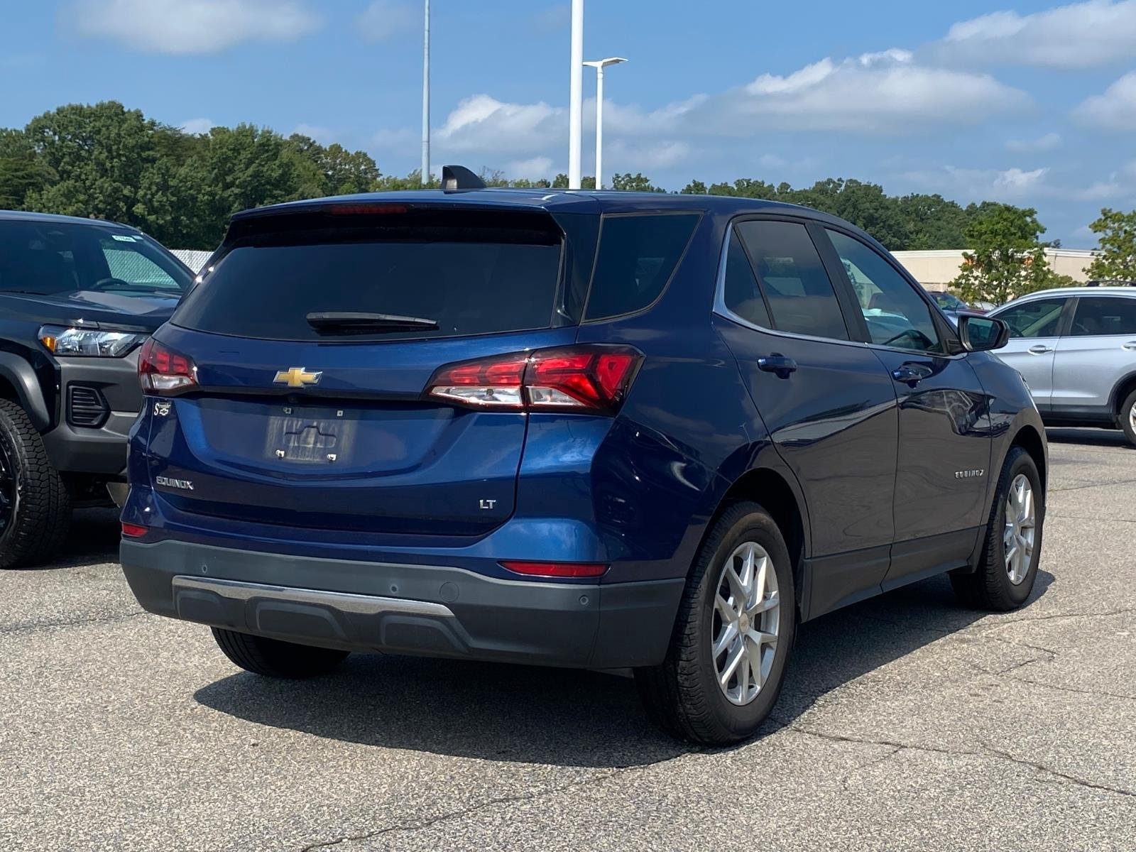Used 2022 Chevrolet Equinox LT FWD image 5