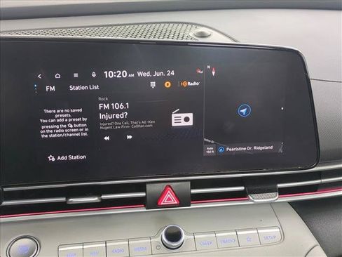 Used 2024 Hyundai Elantra Limited FWD image 18