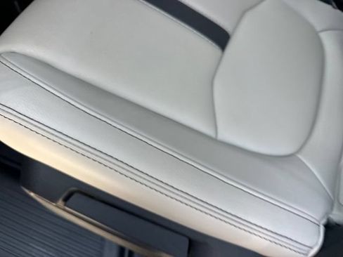 Used 2026 Honda Pilot EX-L image 16