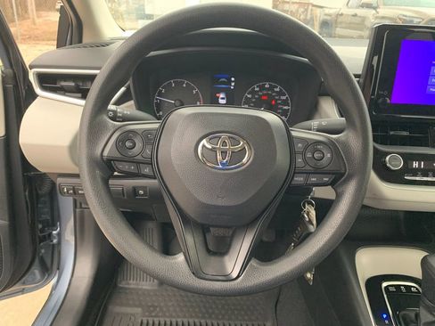 Used 2023 Toyota Corolla LE image 26