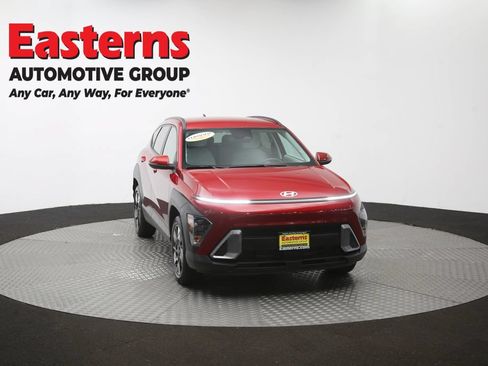 Used 2025 Hyundai Kona SEL FWD image 50