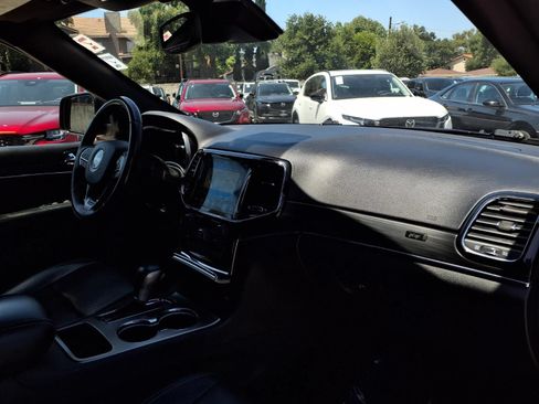 Used 2021 Jeep Grand Cherokee Limited w/ Quick Order Package 28K 80th RWD image 24