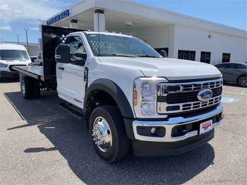 New 2025 Ford F550 2WD Regular Cab Super Duty image 4