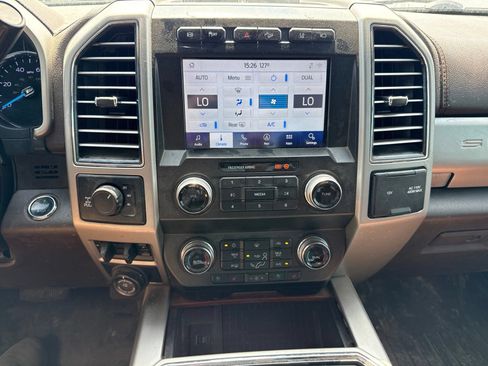 Used 2020 Ford F250 King Ranch w/ King Ranch Ultimate Package AWD/4WD image 17