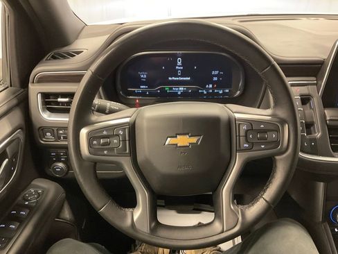 Used 2024 Chevrolet Suburban LT image 10