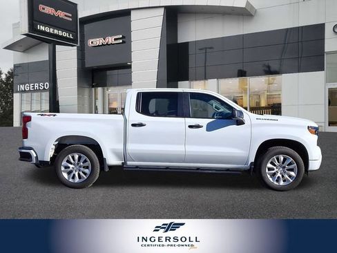 Used 2022 Chevrolet Silverado 1500 Custom image 10