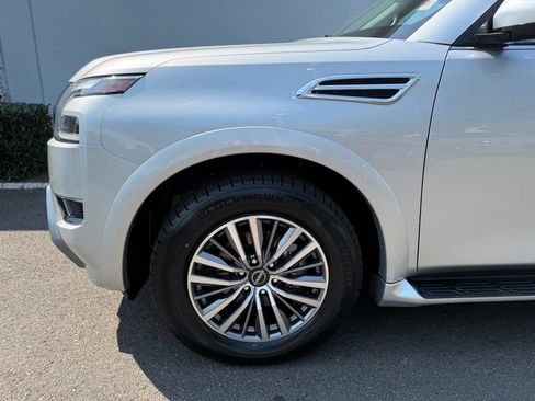 Certified 2023 Nissan Armada SL w/ Captain's Chairs Package AWD/4WD image 11
