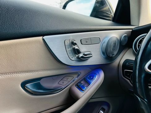 Used 2019 Mercedes-Benz C 300 4MATIC Coupe image 28