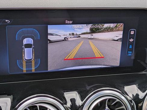 Certified 2025 Mercedes-Benz GLA 250 image 16