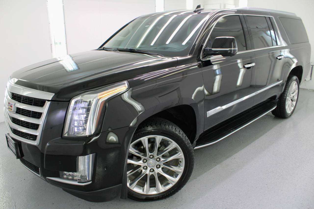 Used 2019 Cadillac Escalade ESV Luxury RWD image 28
