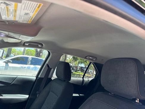Used 2019 Chevrolet Equinox LT FWD image 17