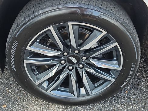 Certified 2024 Cadillac Escalade Sport w/ LPO, Floor Liner Package AWD/4WD image 7