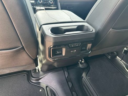 Used 2023 GMC Sierra 1500 AT4 w/ AT4 Premium Package AWD/4WD image 32