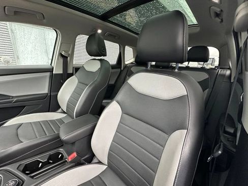 Certified 2023 Volkswagen Taos SEL AWD/4WD image 25
